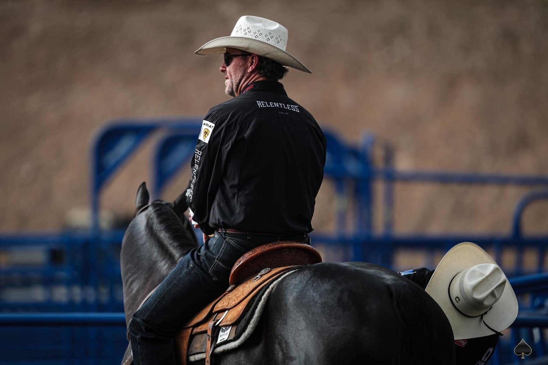 Time To Glo, black roping stallion at Solo Select Horses — photo 13