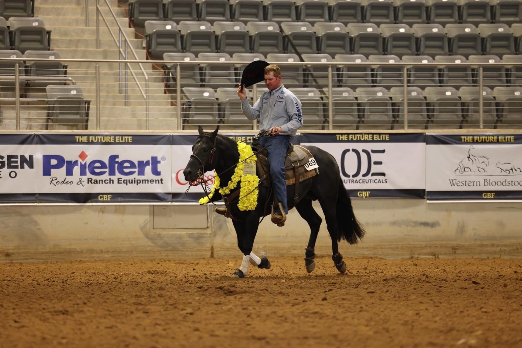 Time To Glo, black roping stallion at Solo Select Horses — photo 3