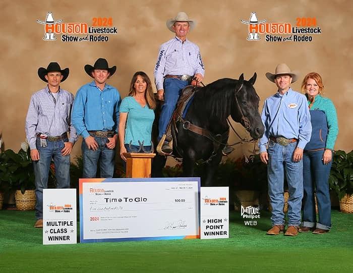 Time To Glo, black roping stallion at Solo Select Horses — photo 5